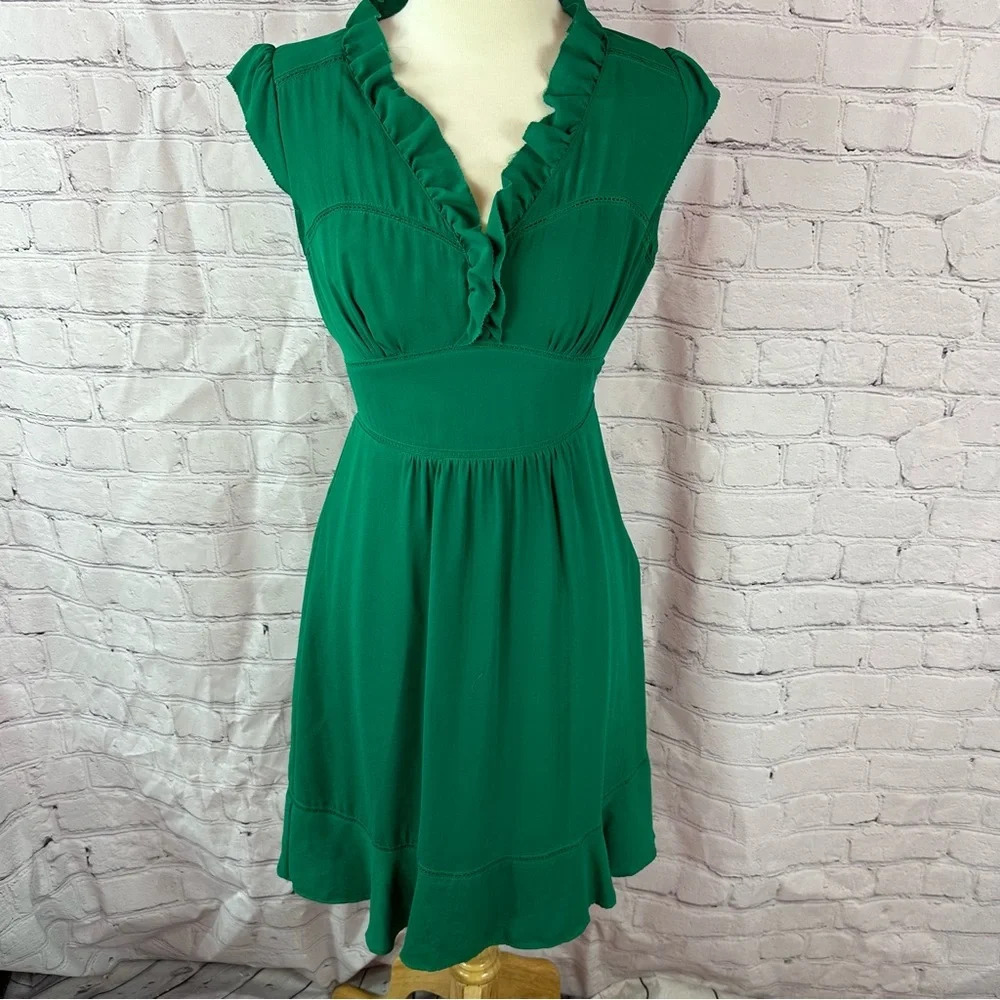 maeve anthroplolgie della dress kelly green sz 2 flirty ruffles cap sleeve